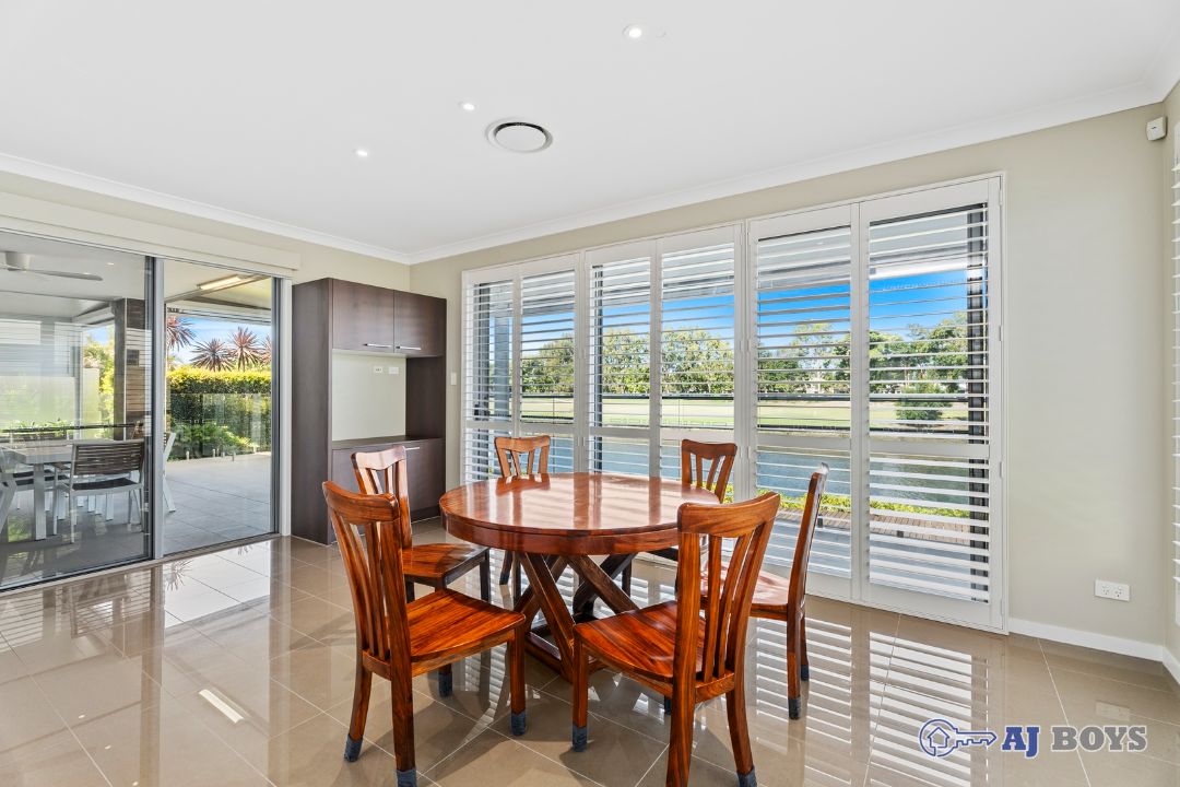 004_Open2view_ID920944-7643_Fairway_Boulevard.jpg
